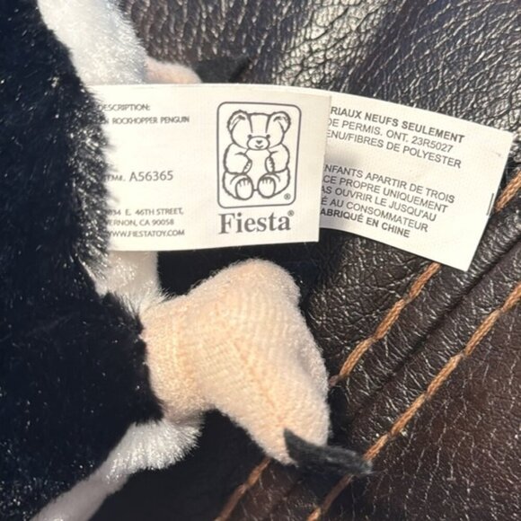 Fiesta Rock Hopper Penguin Plush Realistic Stuffed Animal NEW - Picture 5 of 6